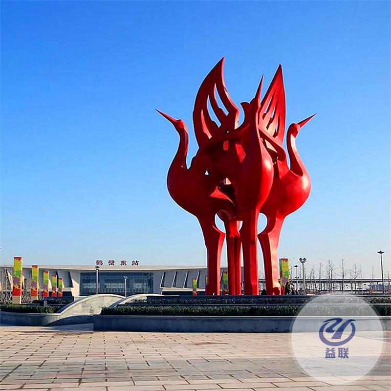 不锈钢雕塑定制发光商业街户外大型卡通摆件网红几何熊切面装饰品